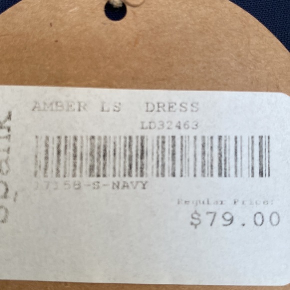 NWT Blue wrap dress with long sleeves. Essue brand, size S - Picture 7 of 7